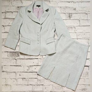 Y2K Le Chateau Blue & White Tweed Skirt and Blazer Jacket Suit Set.